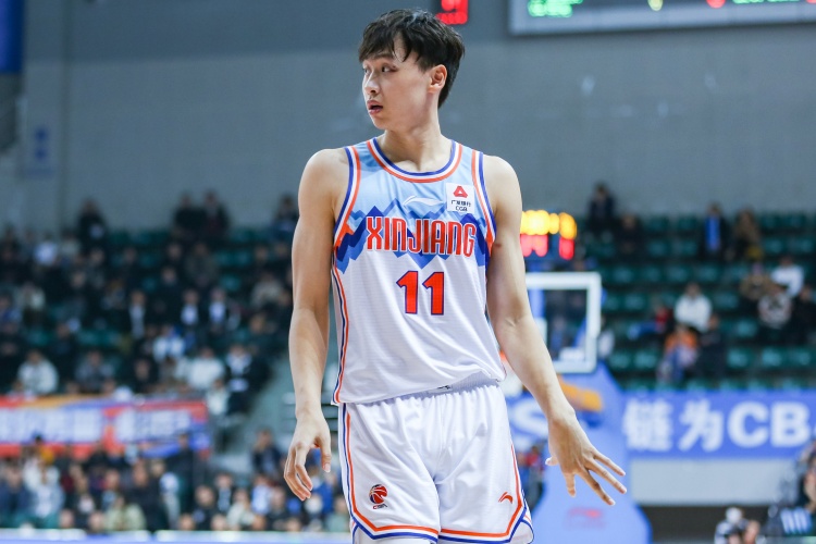 中規(guī)中矩！齊麟8中4拿到15分6籃板 有4失誤&正負值-10