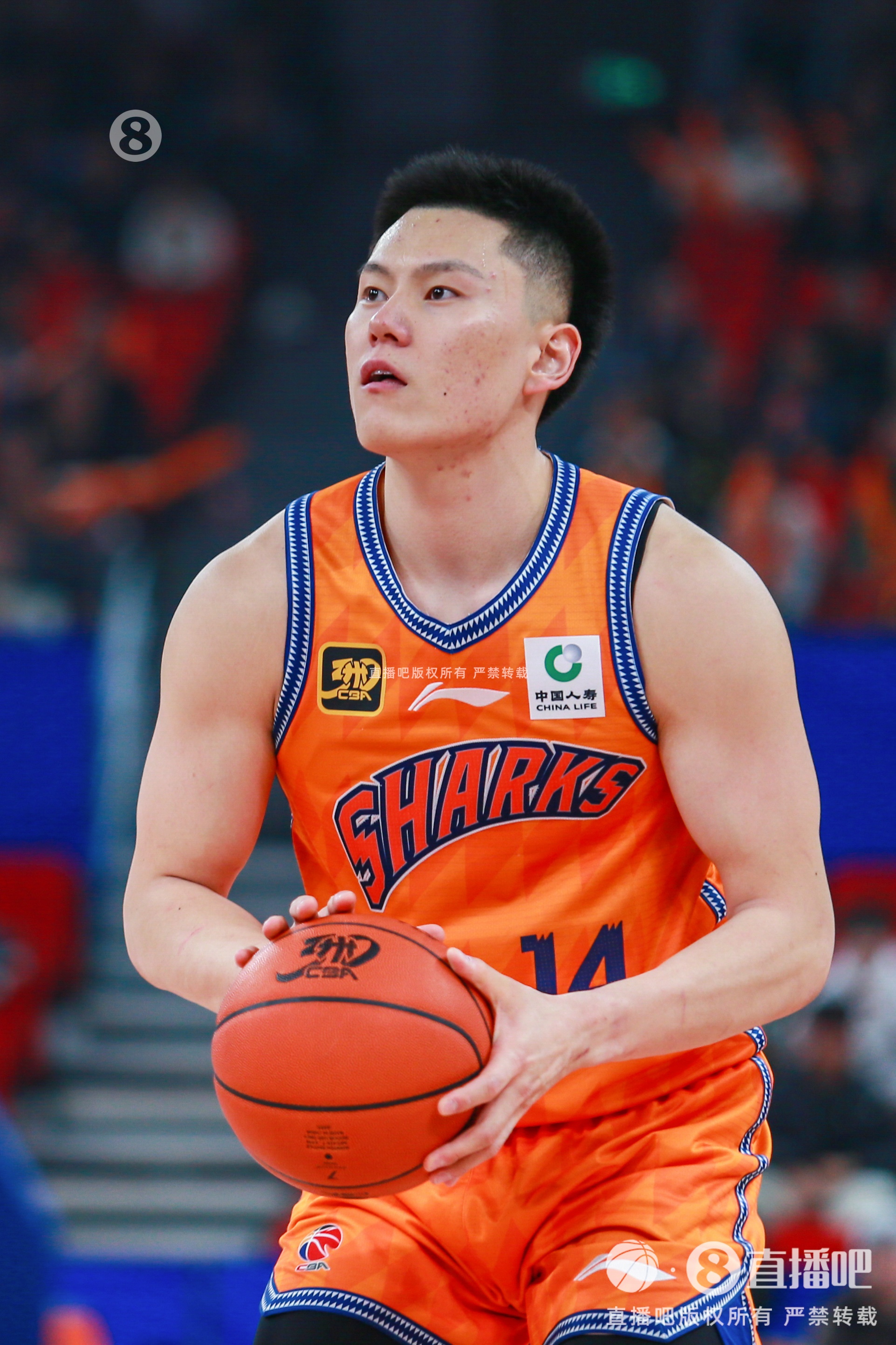 手感火熱！李弘權(quán)半場三分6中5得到15分3板0失誤